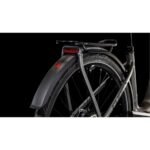 VTC-Electrique-femme-Cube-Kathmandu-Hybrid-SLX-800-2025-compressed.jpg