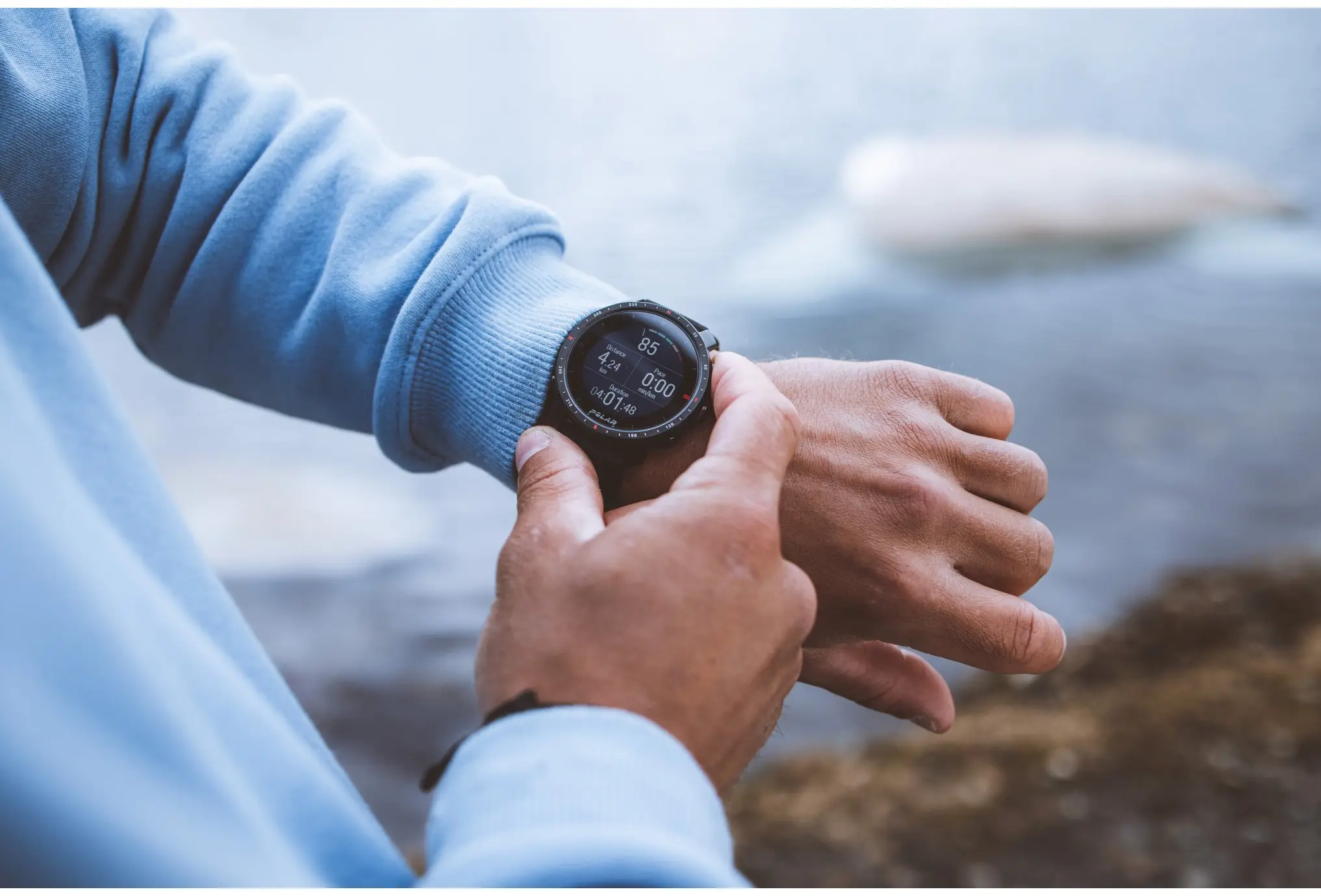 Montre-Polar-Grit-X-Pro-Saphir-3.webp