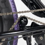 Velo-cargo-electrique-le-Bolide-x-Patine.jpg