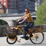 Velo-electrique-Bocyclo-Cargo-Compact-Orange.jpg