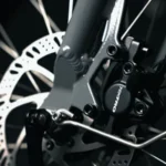 Velo-electrique-Elwing-Yuvy-Compact-Cargo-4.webp