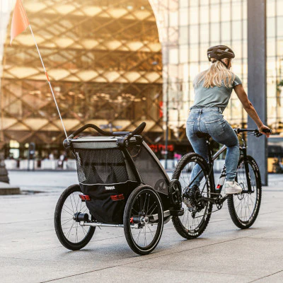 remorque-enfant-velo-chariot-lite-1-thule_full_6_890x890_crop_center.webp