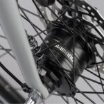 velo-tout-chemin-ridgeback-element-eq-1.jpg